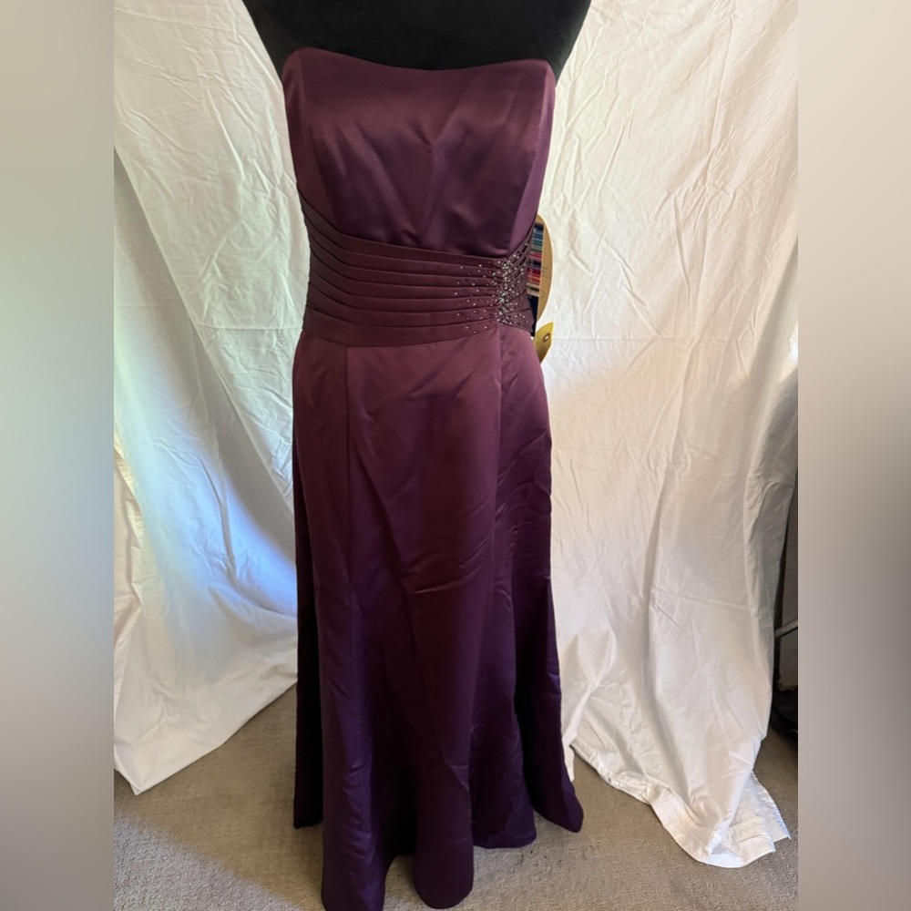 Alfred Angelo dress, bridesmaid, bridal, formal, cocktail, evening, party, prom